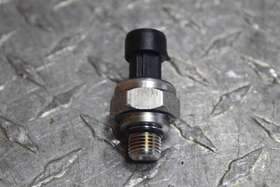 71400112a Harley-davidson 18-22 Street Bob Oem Oil Pressure Sensor Switch 71400112a Harley-davidson 18-22 Street Bob Oem Oil Pressure Sensor Switch