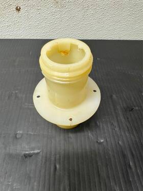 59231-3701 Kawasaki Oem 300sx Fuel Filler Neck 1987-1991
