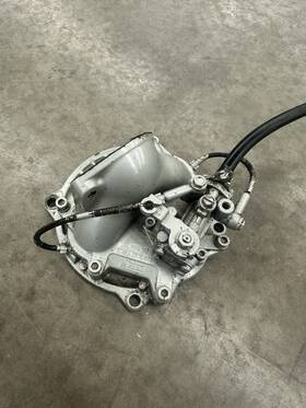 Sea-doo 6911-192 Seadoo Jetski 717/720 Single Carb Intake Manifold With Oil Pump 6811 192