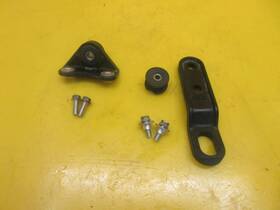 5um-2419a-e0-00 Yamaha Oem Wr250f Yz250f Fuel Tank Mount Brackets Set Pair And Hardware Assembly