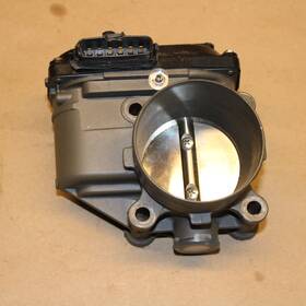 Yamaha 6s5-13750-13-00 2015 Fx Svho 1.8 Engine Intake Throttle Body