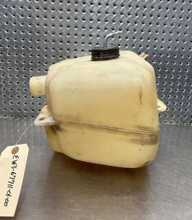 Ew3-67711-01-00 Yamaha 1988 Waverunner Fuel Tank S016 Ew3-67711-01-00 Yamaha 1988 Waverunner Fuel Tank S016