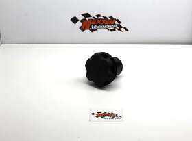 Gp7-u7833-11-00 Yamaha 2007 Waverunner Fx Cruiser Fuel Cap And Neck Socket Gp7-u7833-11-00 Yamaha 2007 Waverunner Fx Cruiser Fuel Cap And Neck Socket
